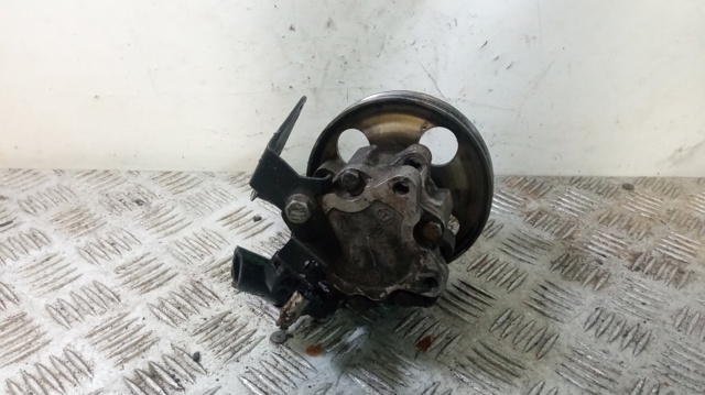Pompa wspomagania hydraulicznego kierownicy 9632082380 PEUGEOT