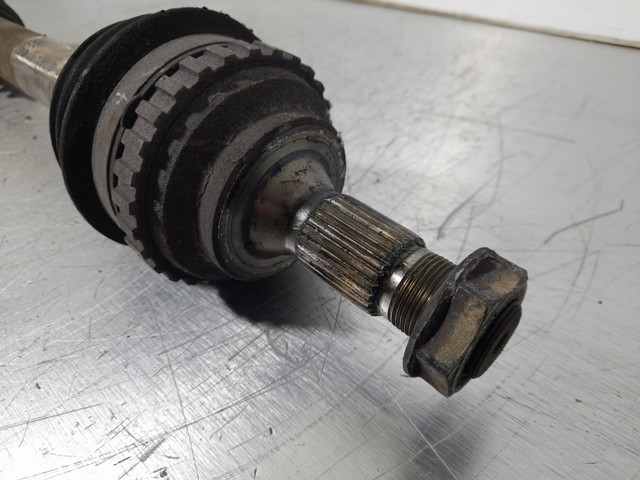 Półoś napędowa przednia prawa 9632118680 PEUGEOT