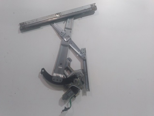 Mechanizm podnoszenia szyby drzwi przednich prawych 96323235 GM