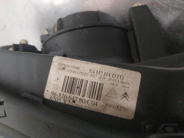 Reflektor prawy 9632664780 PEUGEOT