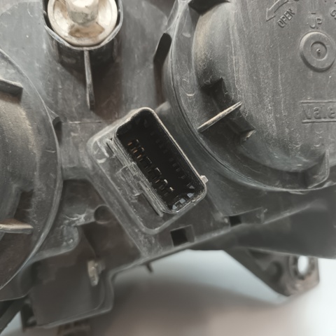 Reflektor prawy 9632664780 PEUGEOT