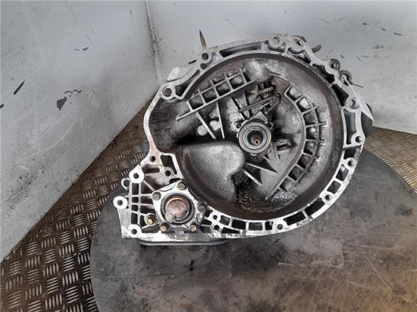 Mechaniczna skrzynia biegów w komplecie 96344248 GM