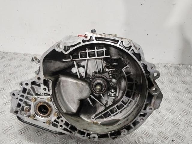 Mechaniczna skrzynia biegów w komplecie 96344248 GM