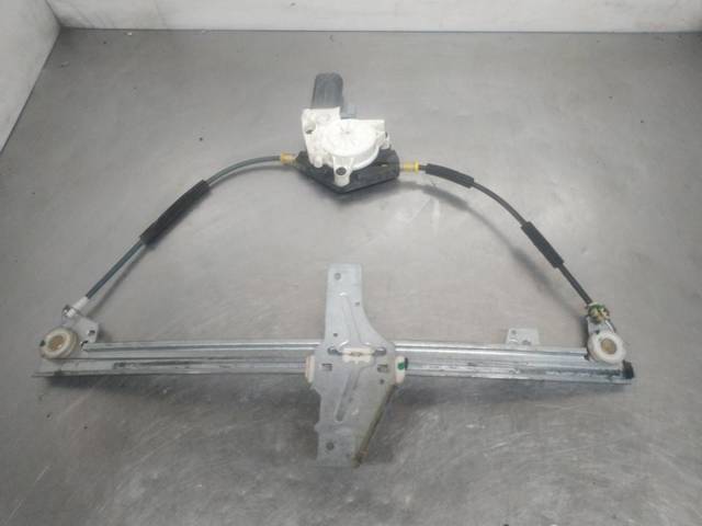Mechanizm podnoszenia szyby drzwi przednich prawych 9634456880 PEUGEOT