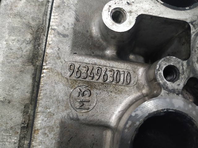 Głowica cylindrów 9634963010 PEUGEOT