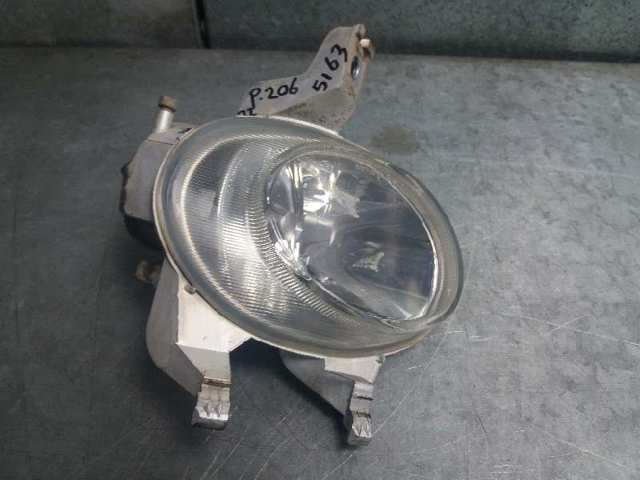 Lampa przeciwmgielna lewa 9635076180 PEUGEOT