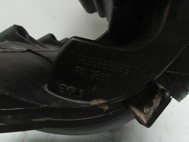 Kolektor ssący 9635885080 PEUGEOT
