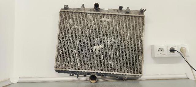 Chłodnica silnika 9635989980 PEUGEOT