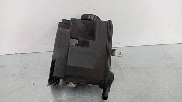 Pompa wspomagania hydraulicznego kierownicy 9636271680 PEUGEOT