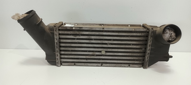 Chłodnica intercoolera 9636635380 PEUGEOT
