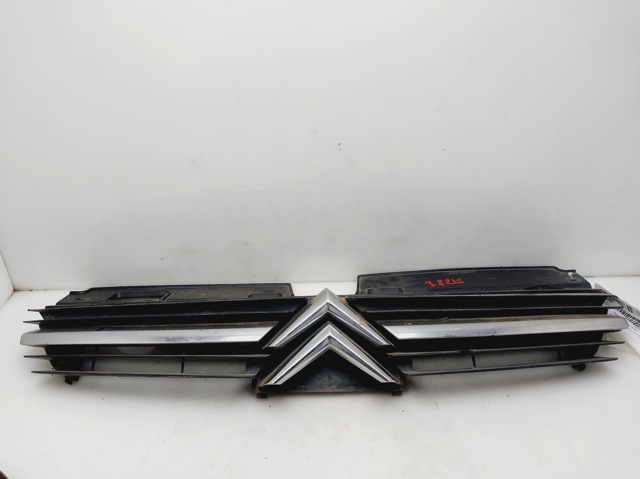 Atrapa chłodnicy 9636751980 PEUGEOT