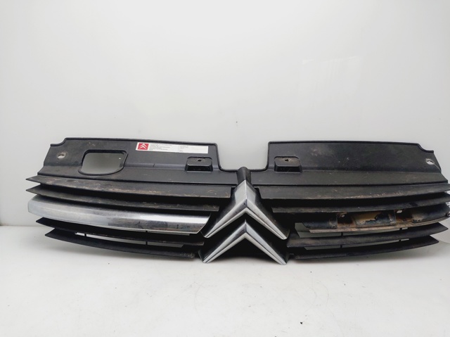 Atrapa chłodnicy 9636751980 PEUGEOT