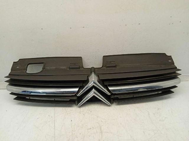 Atrapa chłodnicy 9636751980 PEUGEOT