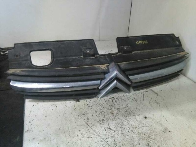 Atrapa chłodnicy 9636751980 PEUGEOT