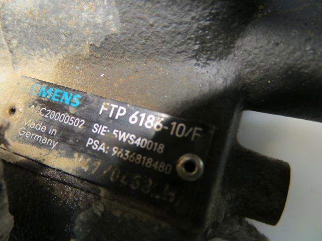 Pompa wtryskowa wysokiego ciśnienia 9636818480 PEUGEOT