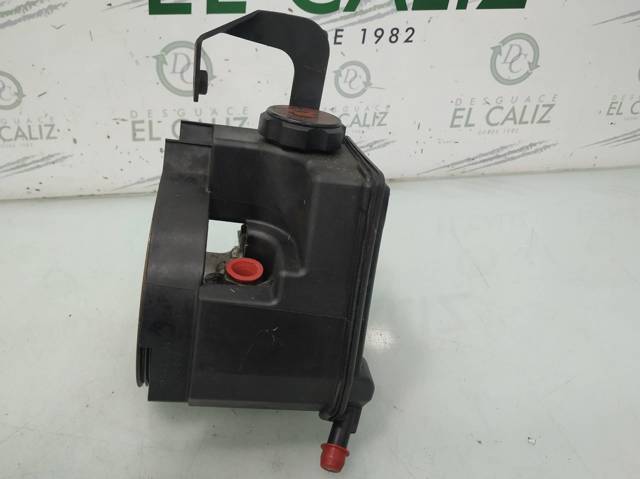 Pompa wspomagania hydraulicznego kierownicy 9636868880 PEUGEOT