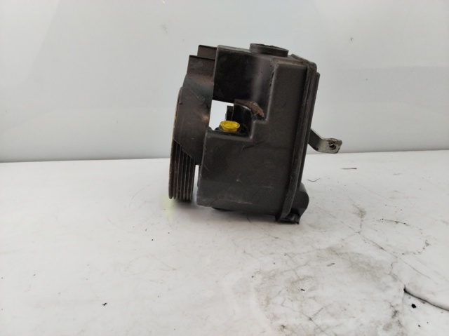 Pompa wspomagania hydraulicznego kierownicy 9637000980 PEUGEOT