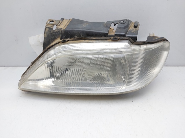 Reflektor lewy 9637020180 PEUGEOT