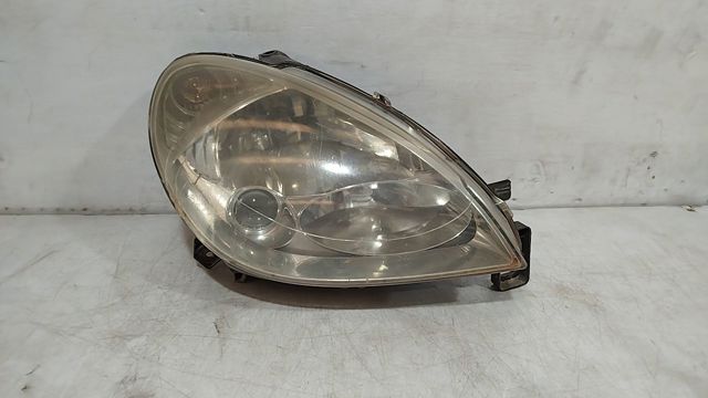 Reflektor prawy 9637082480 PEUGEOT