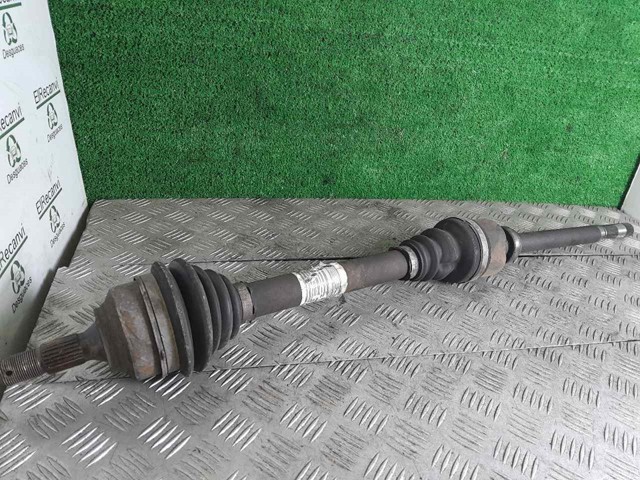 Półoś napędowa przednia prawa 9637117880 PEUGEOT