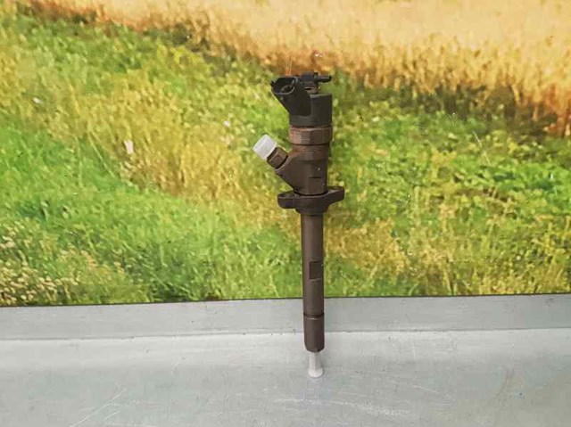 Wtryskiwacz paliwa 9637277980 PEUGEOT