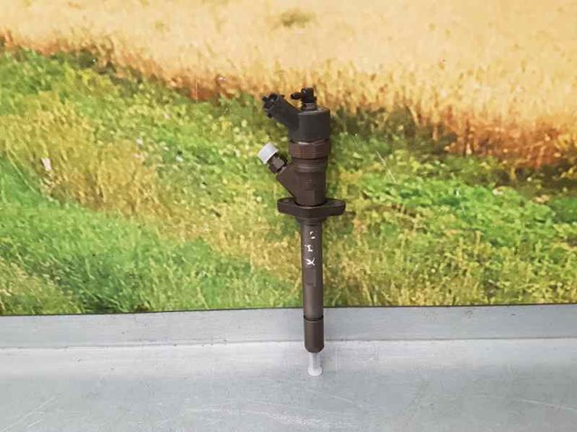 Wtryskiwacz paliwa 9637277980 PEUGEOT