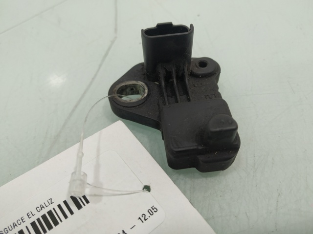 Czujnik położenia wału korbowego 9637466980 PEUGEOT