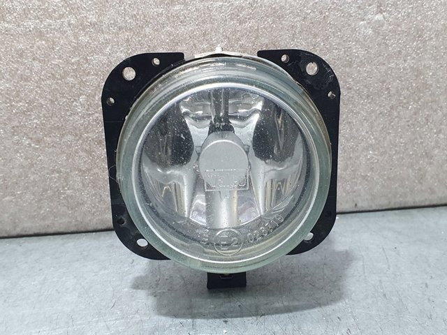 Lampa przeciwmgielna lewa/prawa 9638225680 PEUGEOT