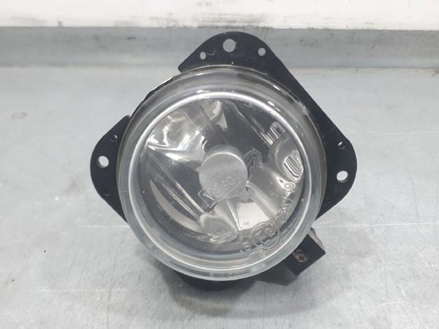 Lampa przeciwmgielna lewa/prawa 9638225680 PEUGEOT