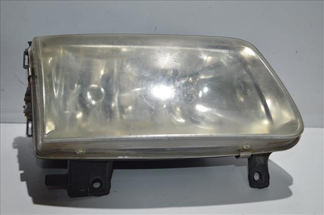 Reflektor prawy 96383200 VAG