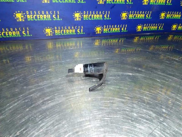 Pompka spryskiwacza szyby przedniej 96397517 GM