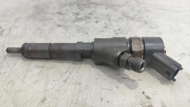 Wtryskiwacz paliwa 9640088780 PEUGEOT