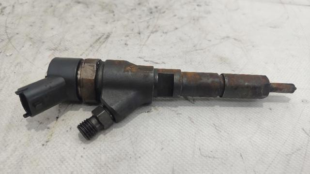 Wtryskiwacz paliwa 9640088780 PEUGEOT