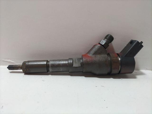 Wtryskiwacz paliwa 9640088780 PEUGEOT