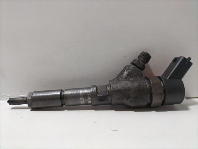 Wtryskiwacz paliwa 9640088780 PEUGEOT