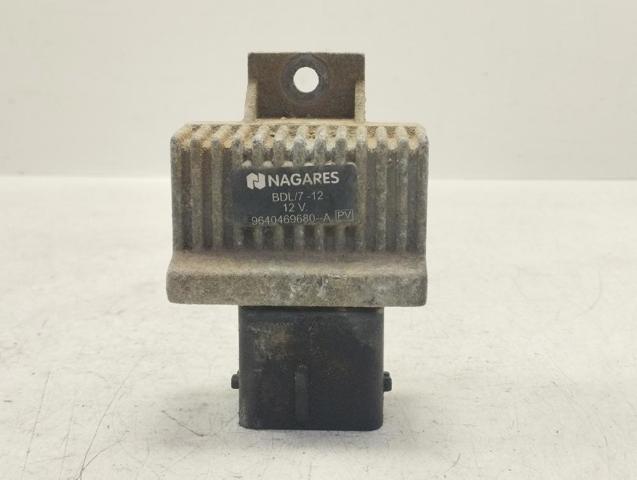 Przekaźnik świec żarowych 9640469680 RENAULT