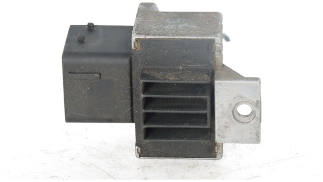 Przekaźnik świec żarowych 9640469680 RENAULT