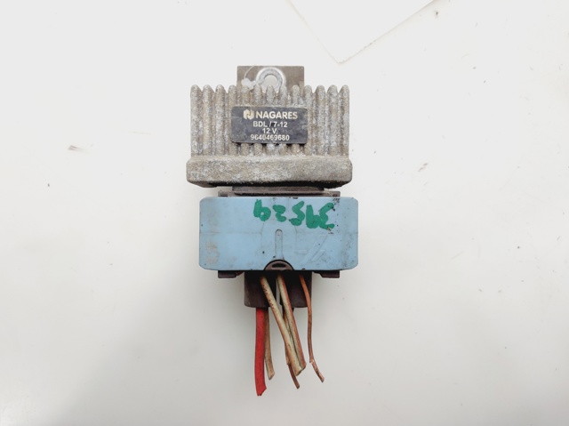 Przekaźnik świec żarowych 9640469680 RENAULT