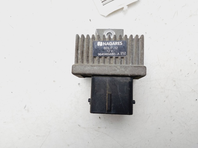 Przekaźnik świec żarowych 9640469680A RENAULT