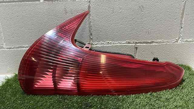 Lampa zespolona tylna lewa 9641540677 PEUGEOT