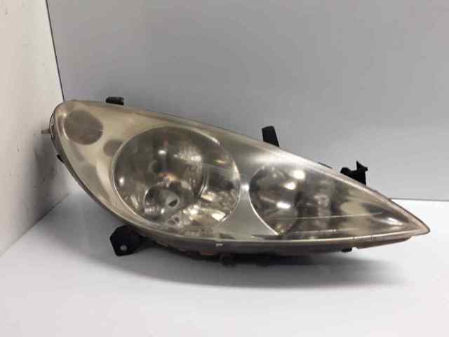 Reflektor prawy 9641615680 PEUGEOT