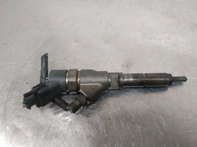 Wtryskiwacz paliwa 9641742880 PEUGEOT