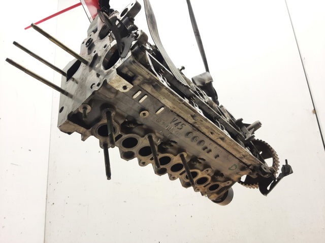 Głowica cylindrów 9641752610 VOLVO