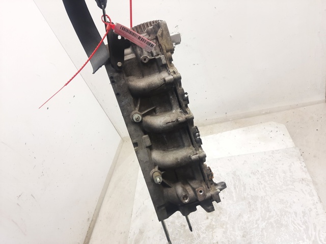 Głowica cylindrów 9641752610 VOLVO