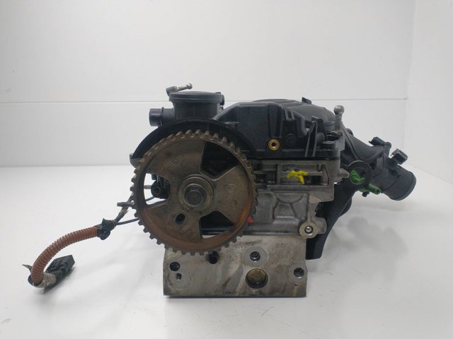 Głowica cylindrów 9641752610 FORD