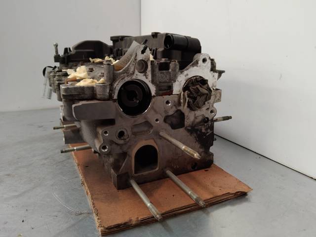 Głowica cylindrów 9641752610 FORD