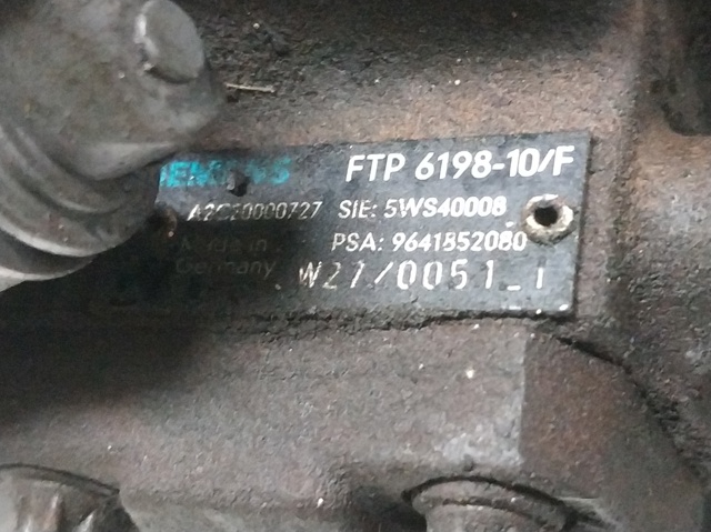 Pompa wtryskowa wysokiego ciśnienia 9641852080 PEUGEOT