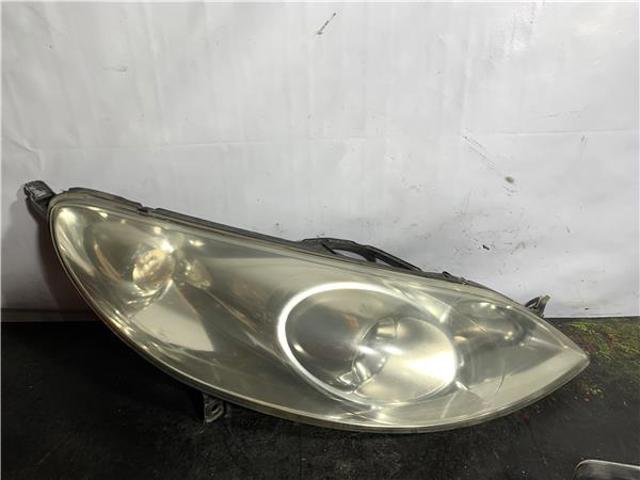 Reflektor prawy 9641939880 PEUGEOT