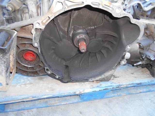 Mechaniczna skrzynia biegów w komplecie 96420073 GM