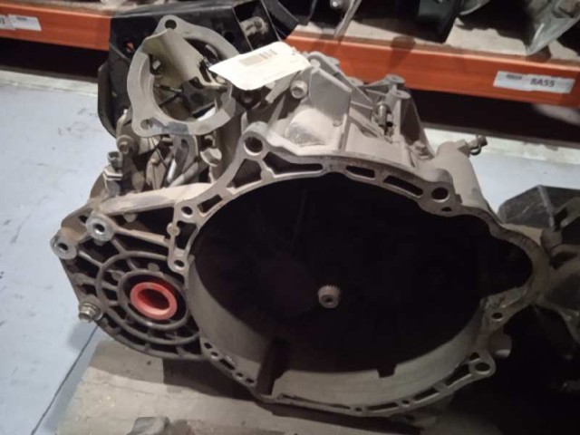 Mechaniczna skrzynia biegów w komplecie 96420073 GM